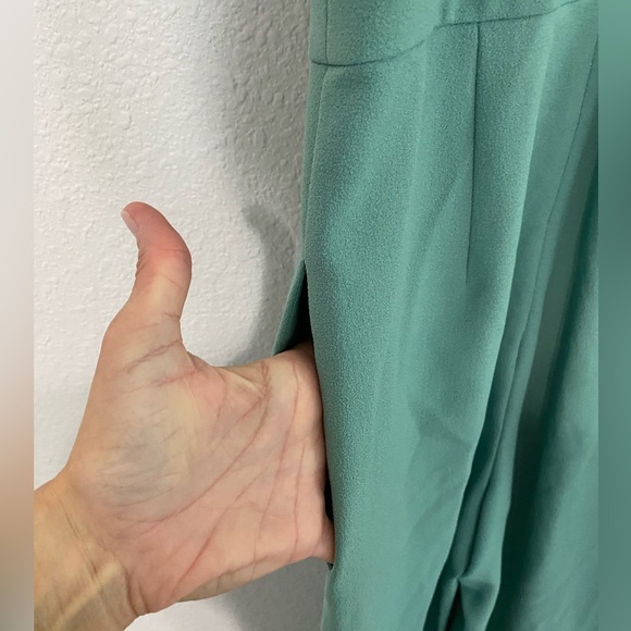 Vince Camuto Signature Stretch Crepe Bow-Neck Halter Jumpsuit Womens Size 12 - Picture 6 of 12